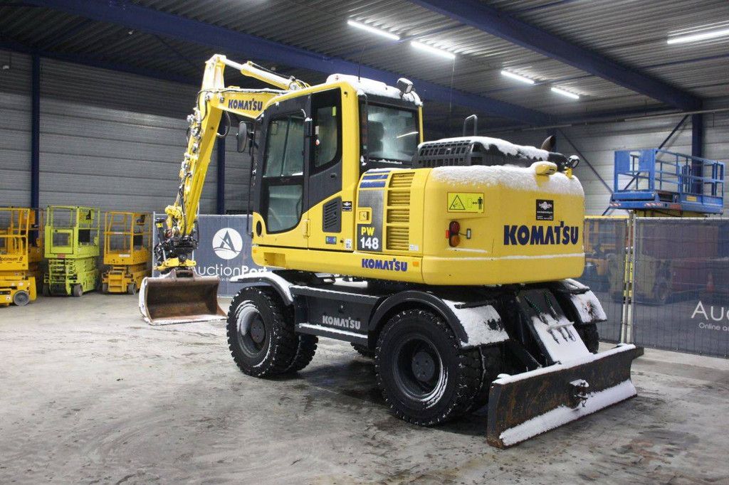 Wheel excavator Komatsu PW148 Diesel 86kW