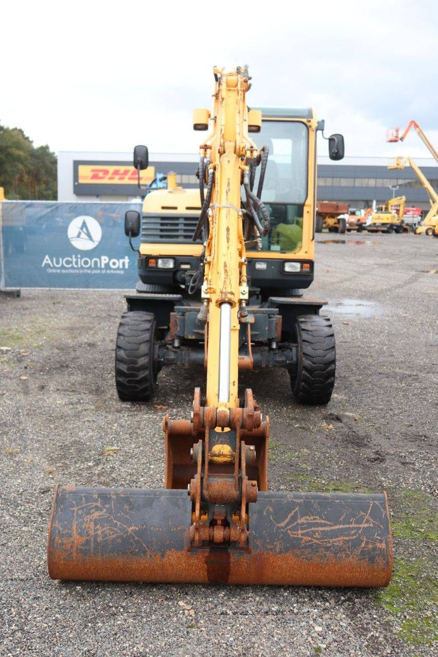 Wheel excavator Hyundai 55W-9 Diesel 41kW 2013