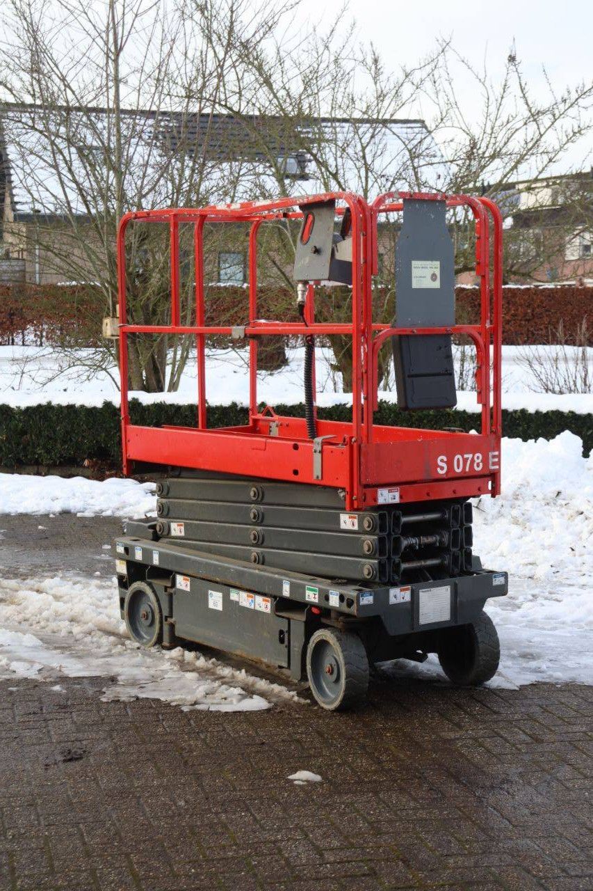Haulotte OPTIMUM 8AC Electric Scissor Lift 8m 2018