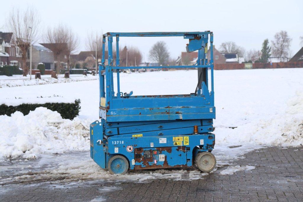 Scissor lift Genie GS-1532 Electric 6m
