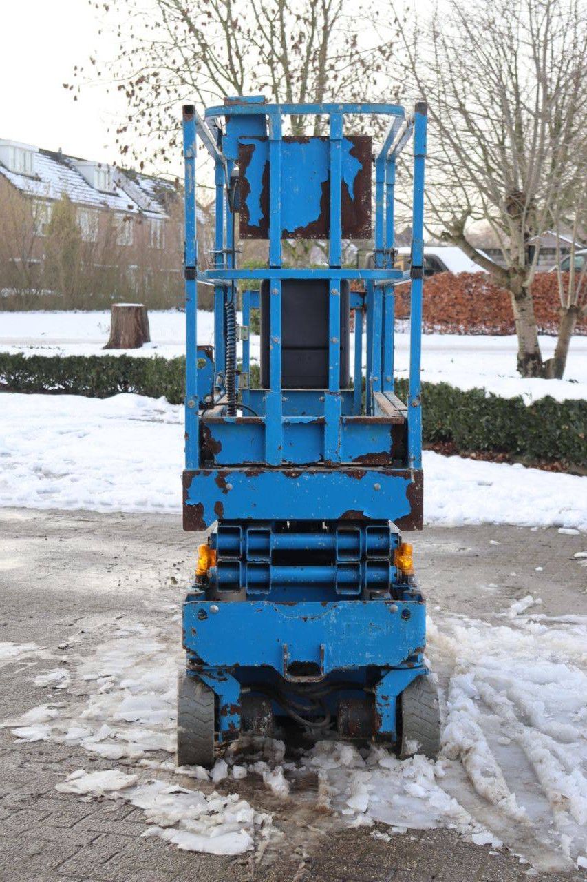 Scissor lift Genie GS-1532 Electric 6m