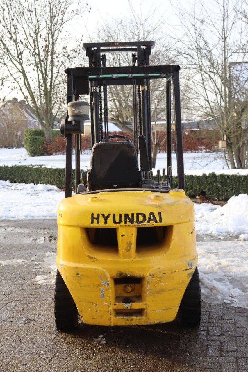 Heftruck Hyundai 30D-7E Diesel 3000kg 4.7m 2012