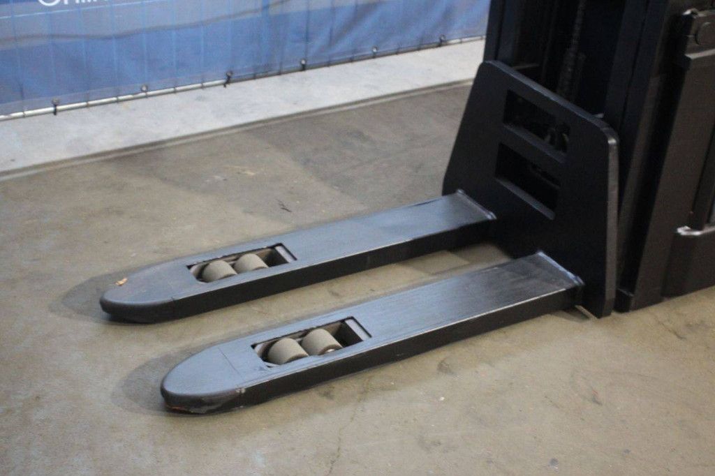 Toyota SPE160 Elektrostapler, 1600 kg, 5,4 m, Baujahr 2008