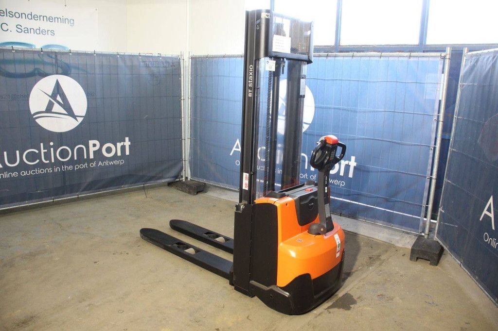 Toyota SWE100 Electric Stacker 1000kg 3.3m 2019