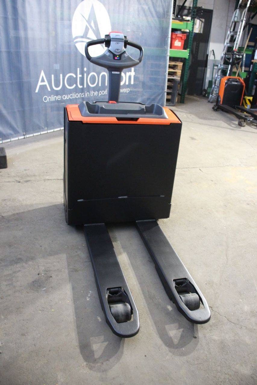 Pallet truck Toyota LWE160 Electric 1600kg 2021