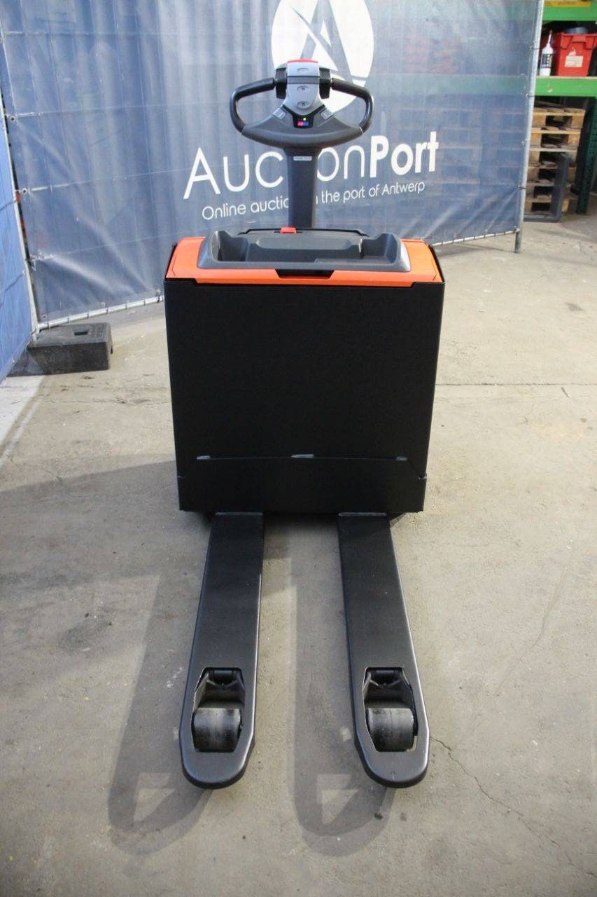 Pallet truck Toyota LWE160 Electric 1600kg 2021