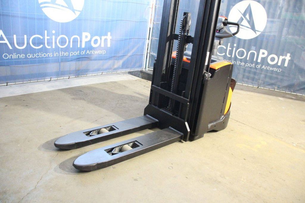 Stacker Toyota SWE140 Electric 1400kg 4.45m 2020
