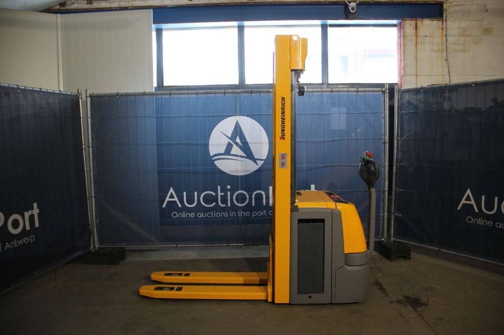Stacker Jungheinrich EJC 216 Electric 1600kg 5.25m 2015