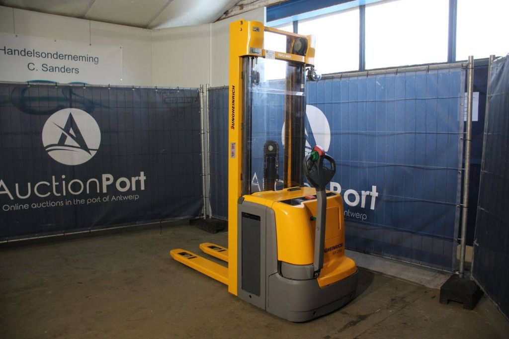 Stacker Jungheinrich EJC 216 Electric 1600kg 5.25m 2015