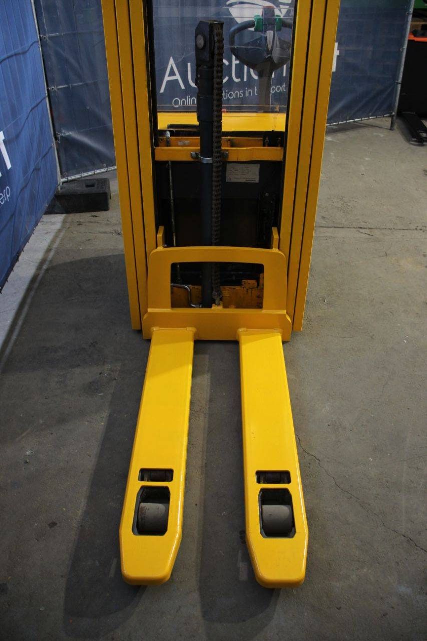 Stacker Jungheinrich EJC 216 Electric 1600kg 5.25m 2015