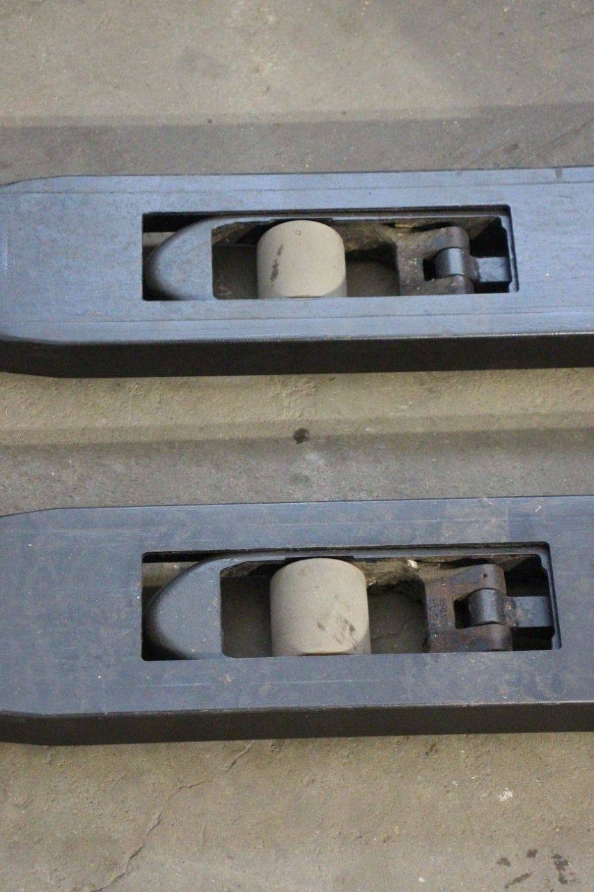 Stacker Toyota SWE140L Electric 1400kg 2.9m 2017