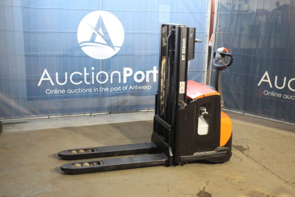 Toyota SWE200D Electric Stacker 2000kg 2.1m 2020