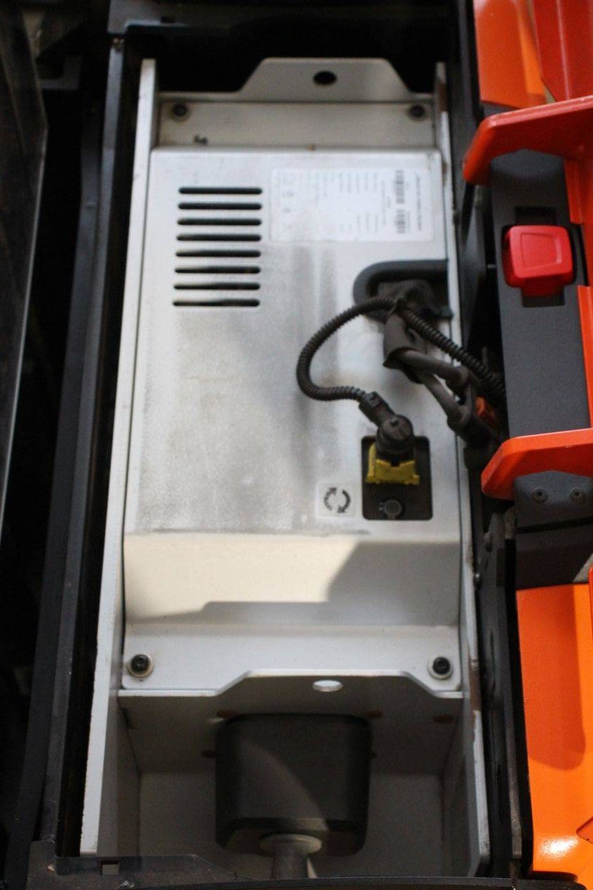 Toyota SWE200D Electric Stacker 2000kg 2.1m 2020