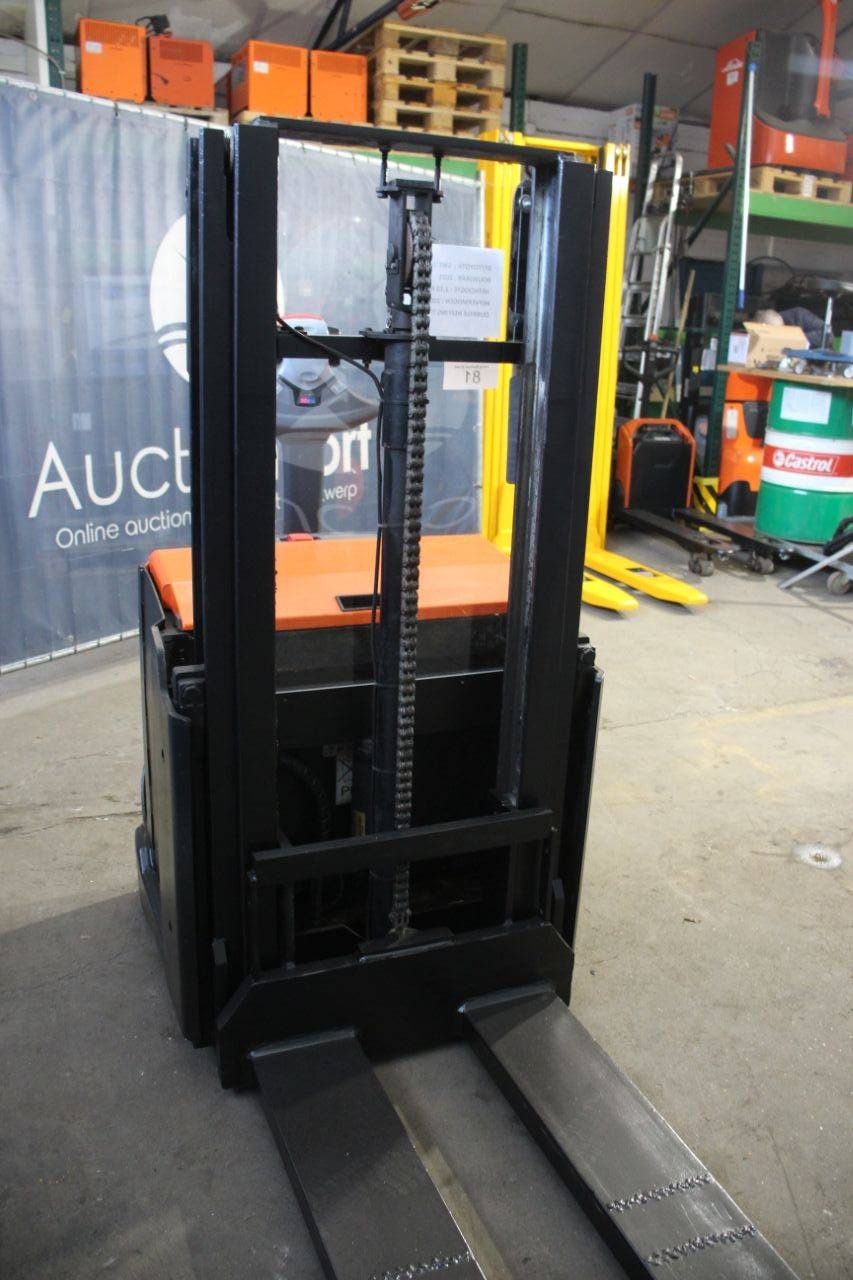 Toyota SWE200D Elektrostapler 2000 kg 2,1 m 2021