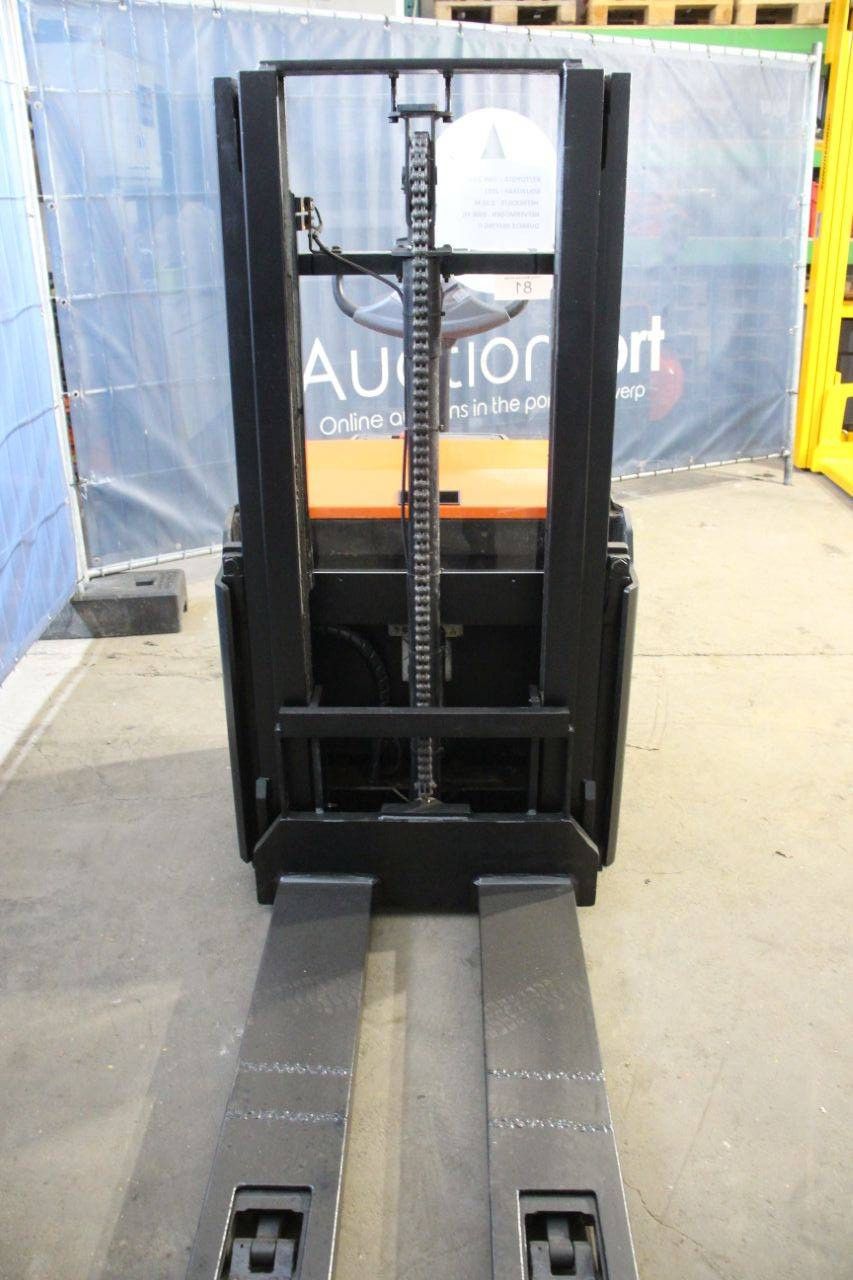 Toyota SWE200D Elektrostapler 2000 kg 2,1 m 2021