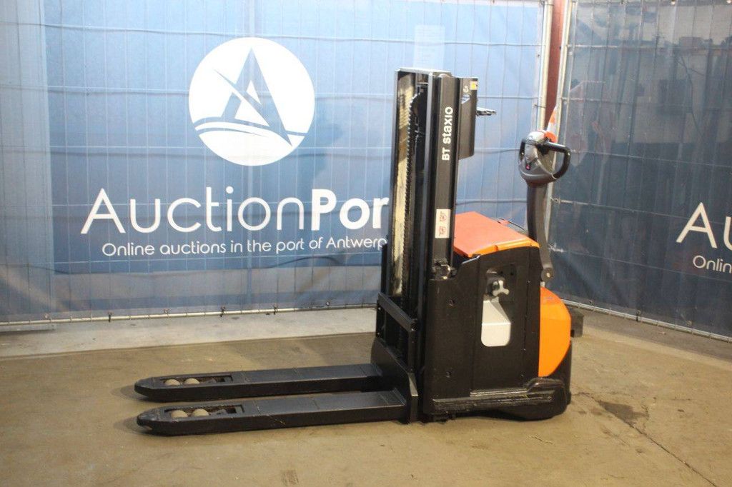 Toyota SWE200D Electric Stacker 2000kg 2.1m 2020