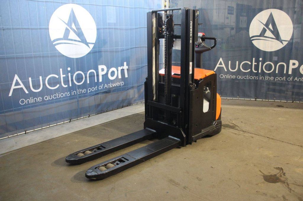 Toyota SWE200D Electric Stacker 2000kg 2.1m 2020