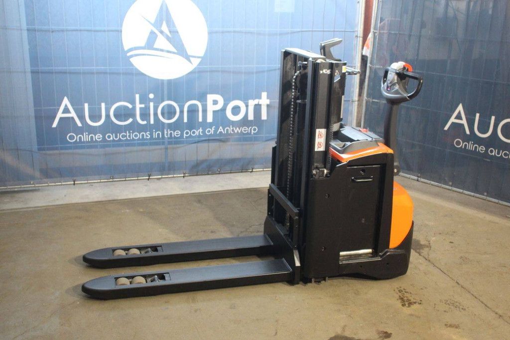 Toyota SWE200D Electric Stacker 2000kg 1.7m 2020