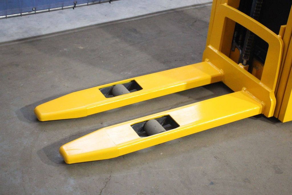 Stapler Jungheinrich EJC 216 Elektro 1600 kg 5,25 m 2015