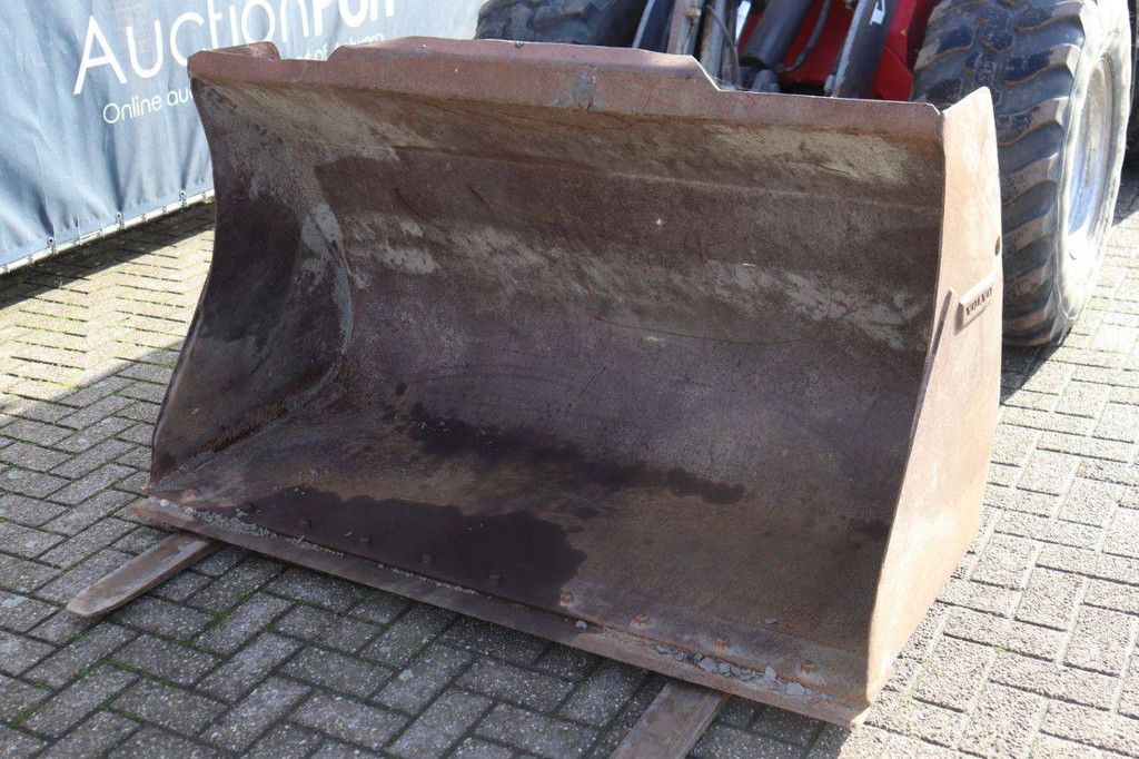 Wheel loader Volvo L25B-P Diesel 2005