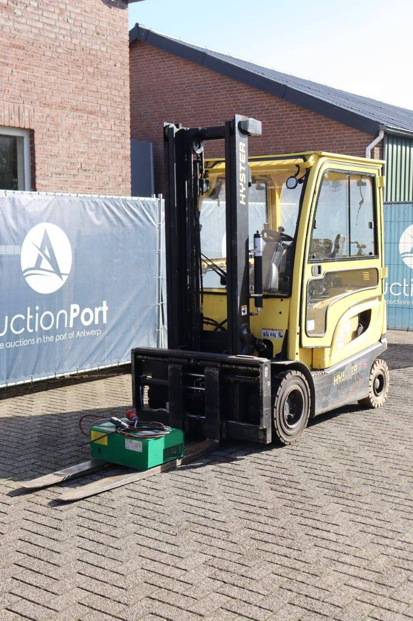 Forklift Hyster J2.5XN Electric 2380kg 3.8m 2018