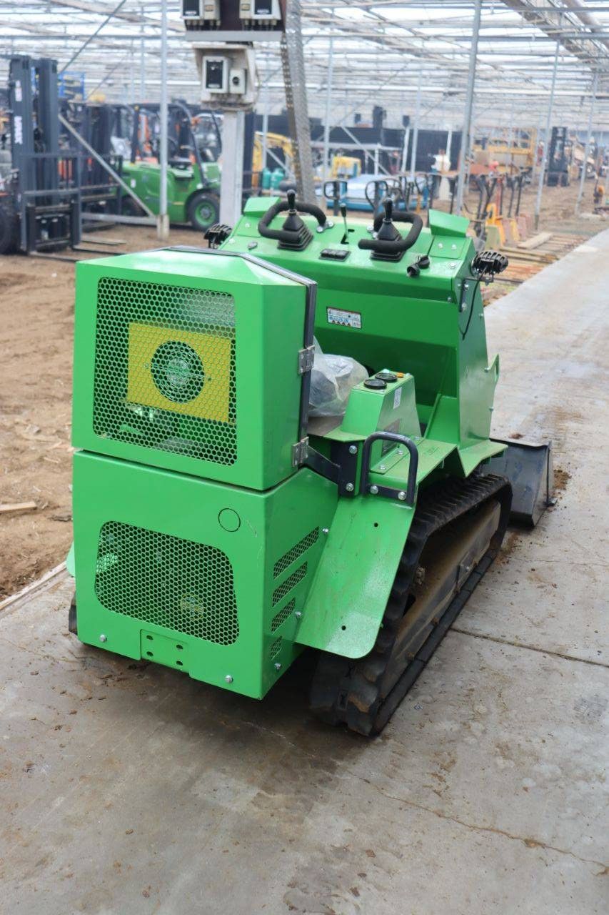 Kompaktlader Nycheki SK-911 Benzin