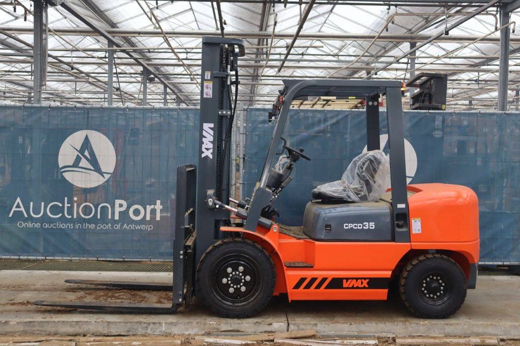 Forklift VMAX CPCD35 Diesel 3500kg 5.5m 2025 New