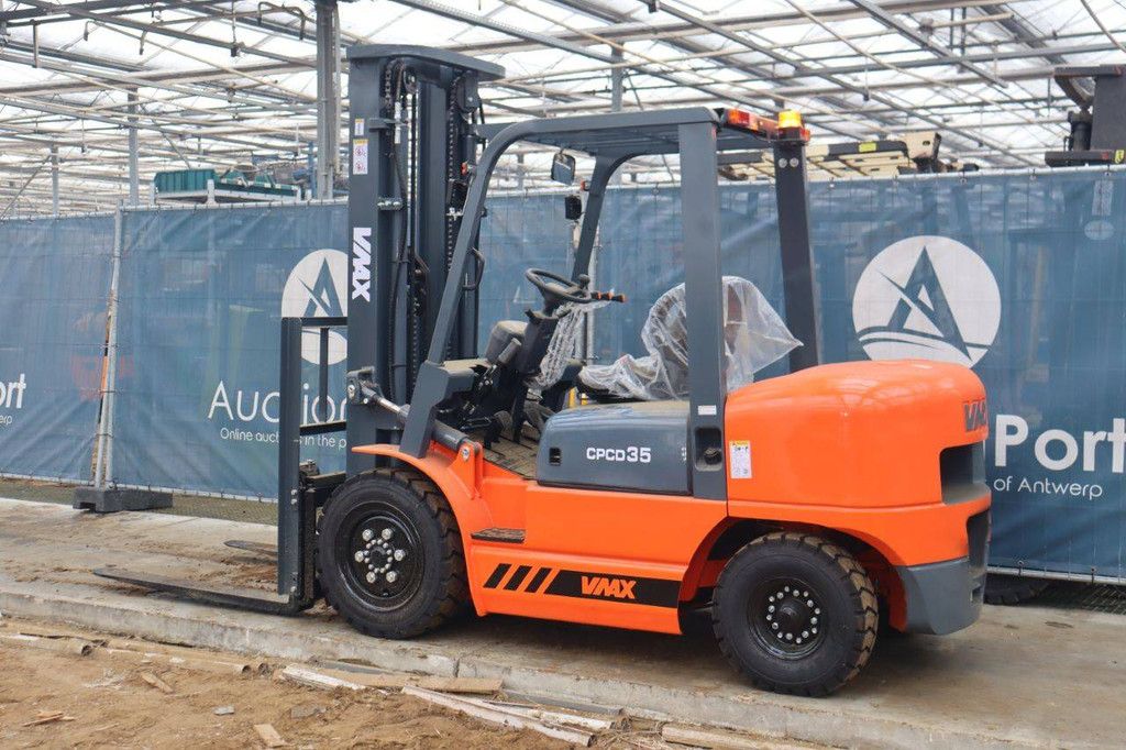 Forklift VMAX CPCD35 Diesel 3500kg 5.5m 2025 New