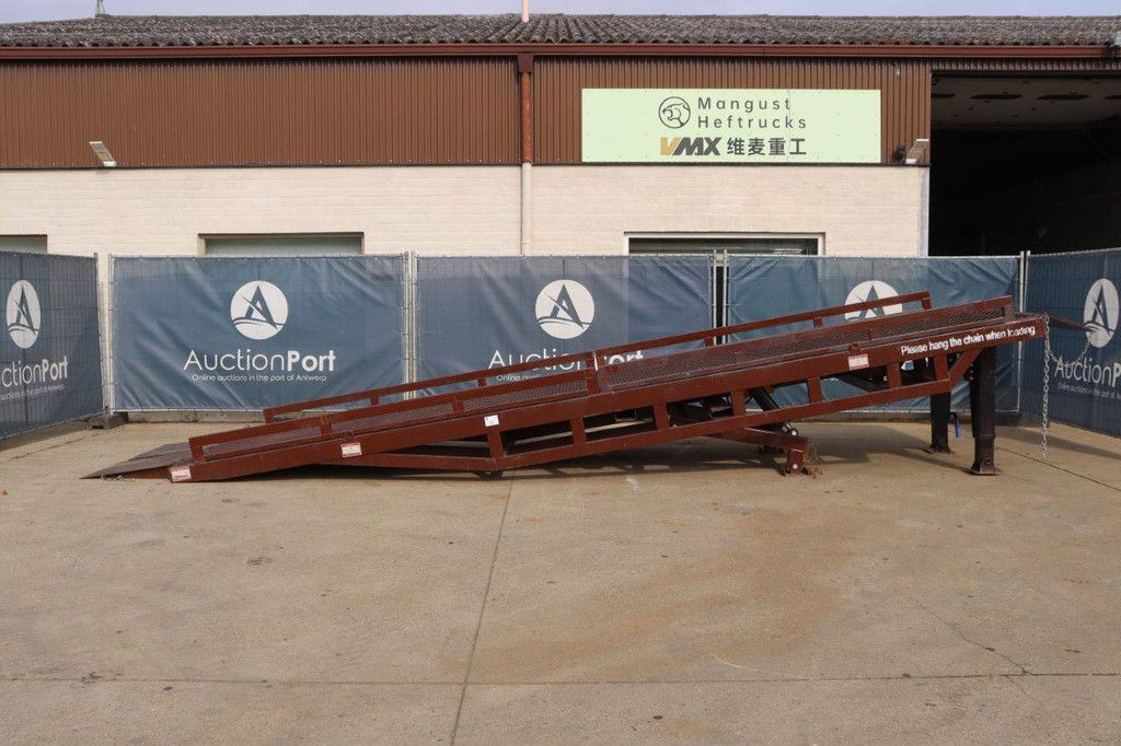 Loading ramp Container ramps Mangust LR12T 12t 2024