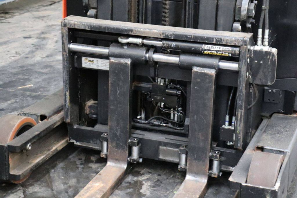 Reach truck BT BRE 140E Electric 1400kg 7.5m 2012