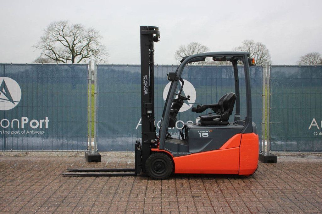 Gabelstapler Toyota 8FBET16 Elektro 1600 kg 5,5 m 2010