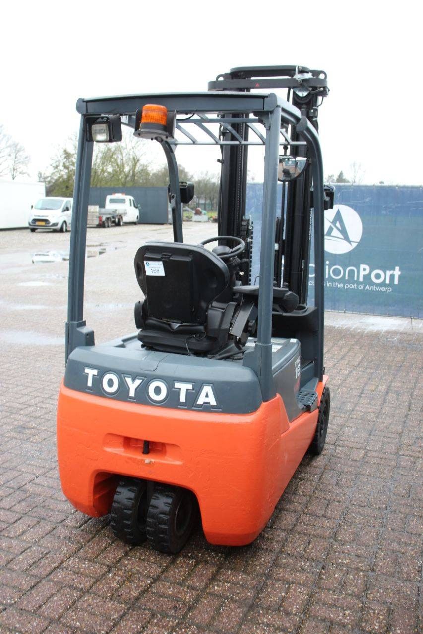 Gabelstapler Toyota 8FBET16 Elektro 1600 kg 5,5 m 2010