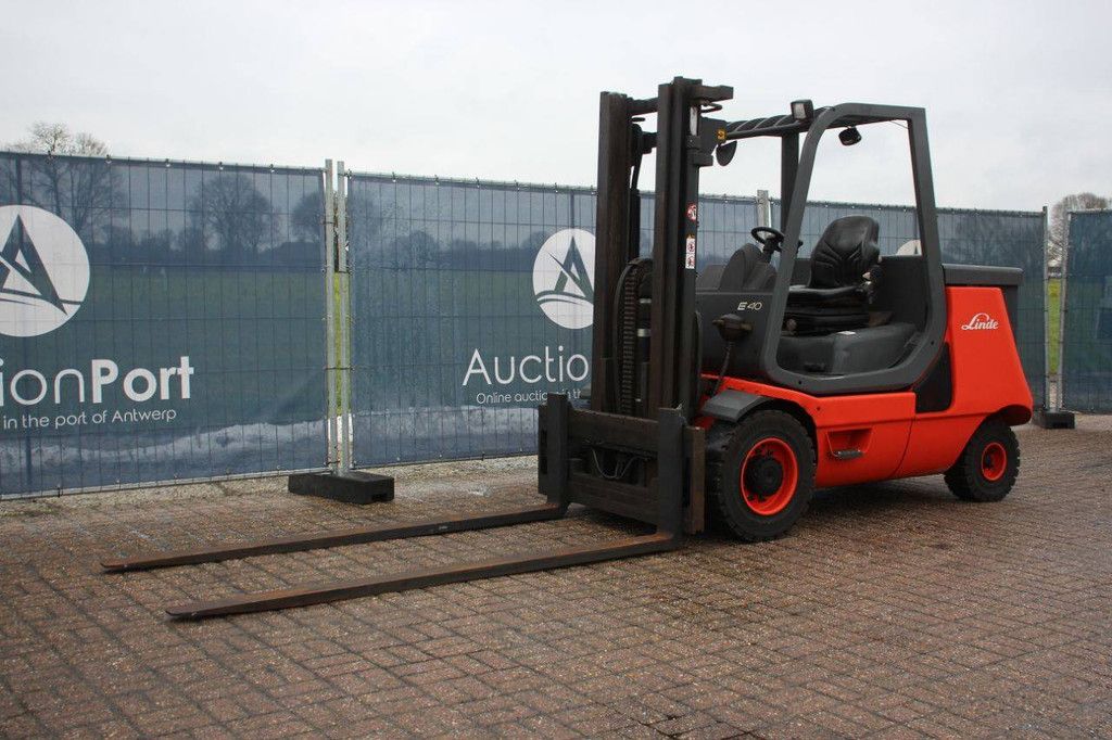 Gabelstapler Linde E40P Elektro 4000 kg 3,25 m 2007