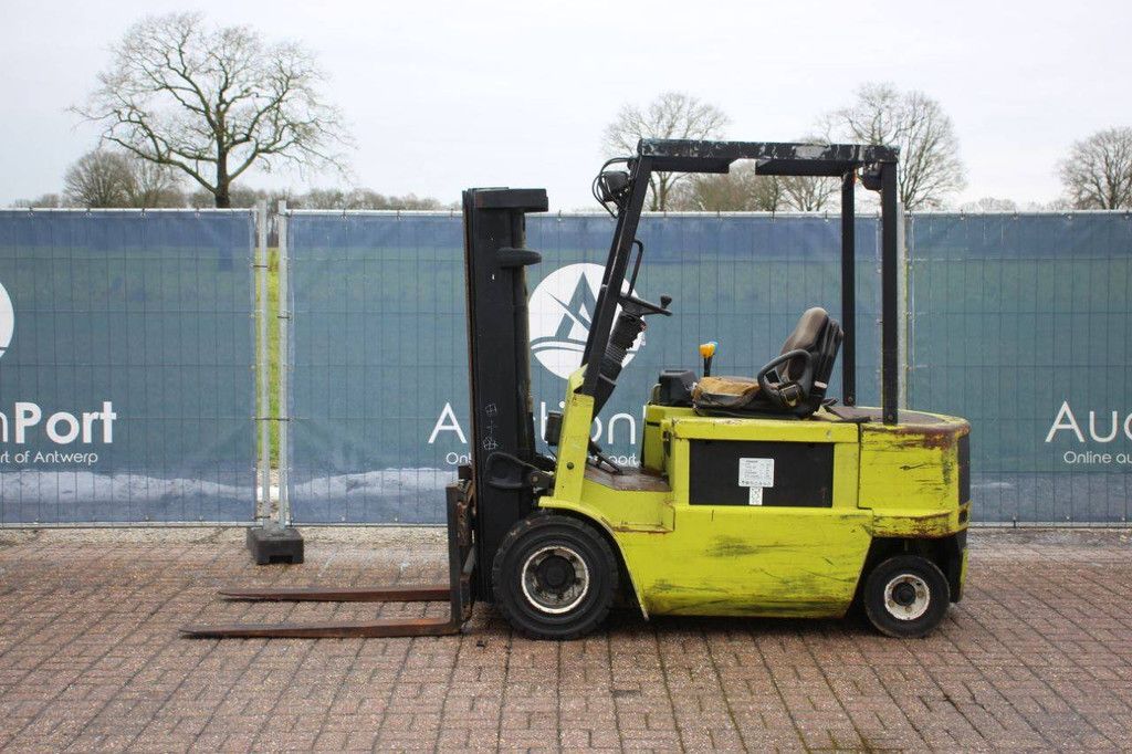 Forklift Clark 30S Electric 3000kg 4.27m 1997