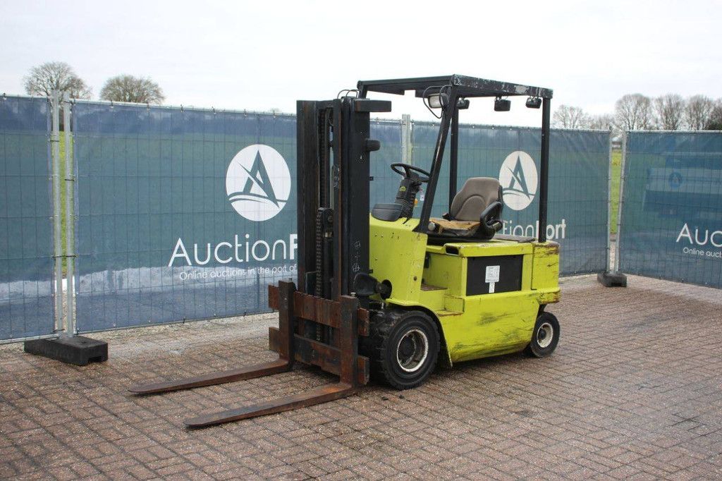 Forklift Clark 30S Electric 3000kg 4.27m 1997