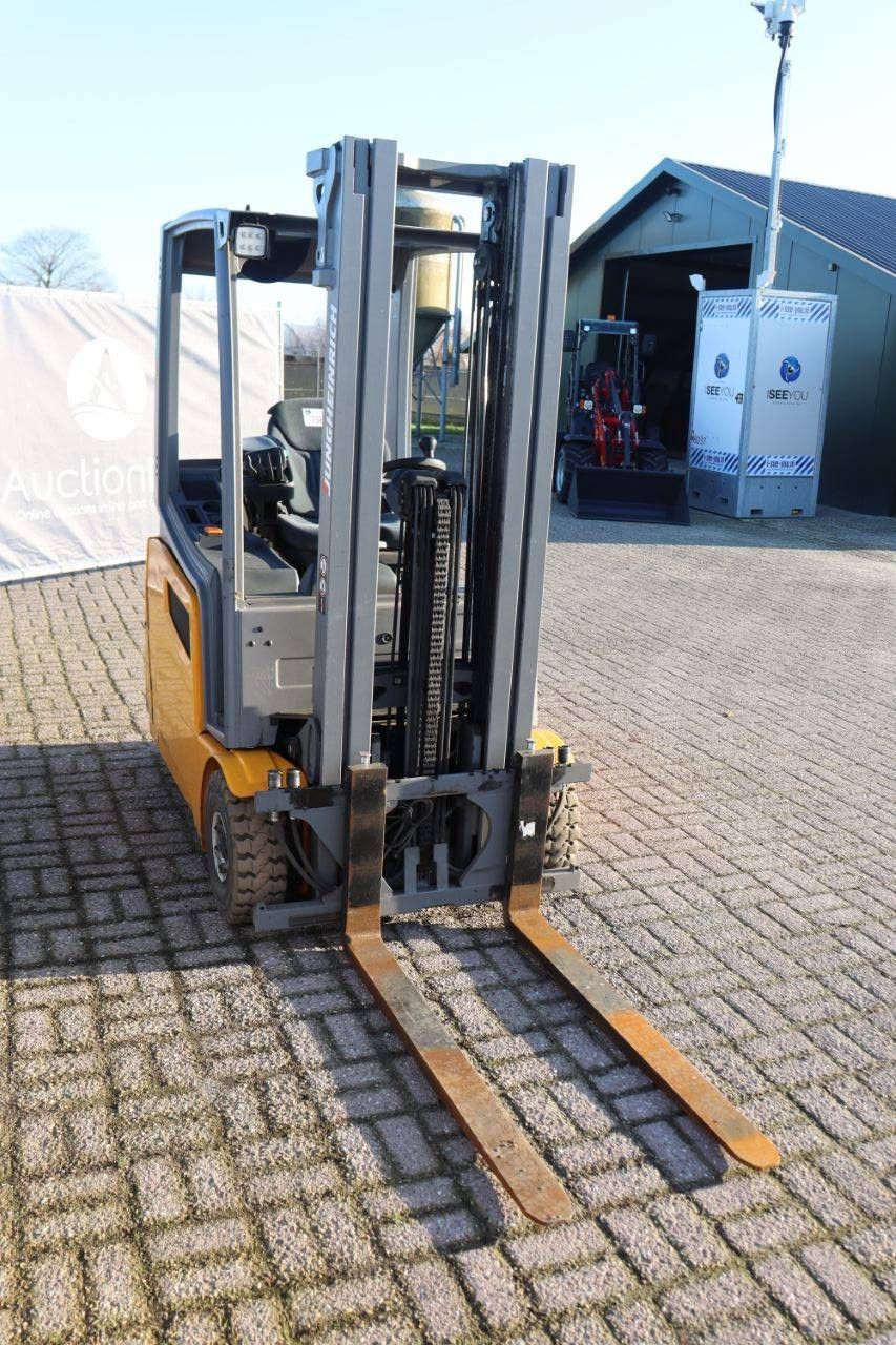 Gabelstapler Jungheinrich EFG 216k Elektro 1190kg 4,64m