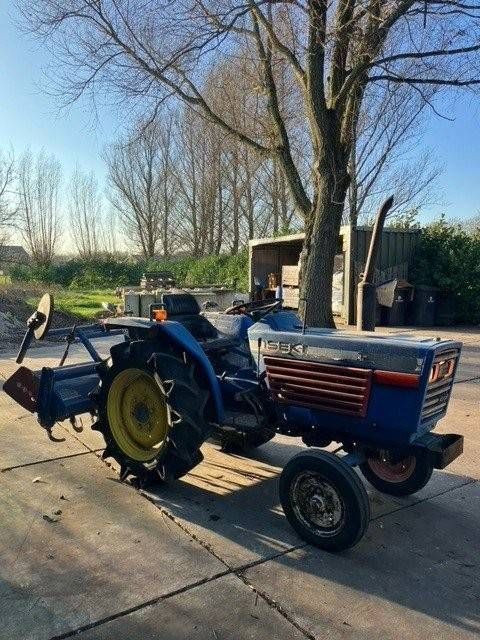 Kleintraktor Iseki TU2100 Diesel 21 PS mit Grubber