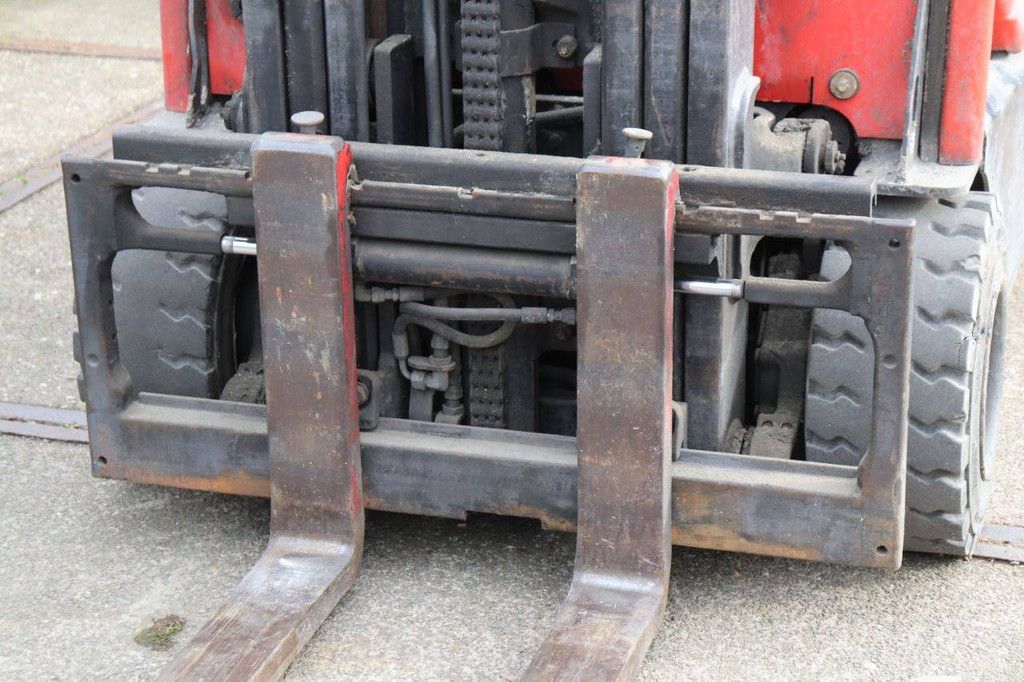 Gabelstapler Hyster J2.0XNT Elektro 2000 kg 4,9 m 2012