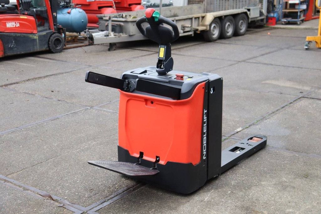 Pallet truck Noblelift PT 20Li Electric 2000kg 2024