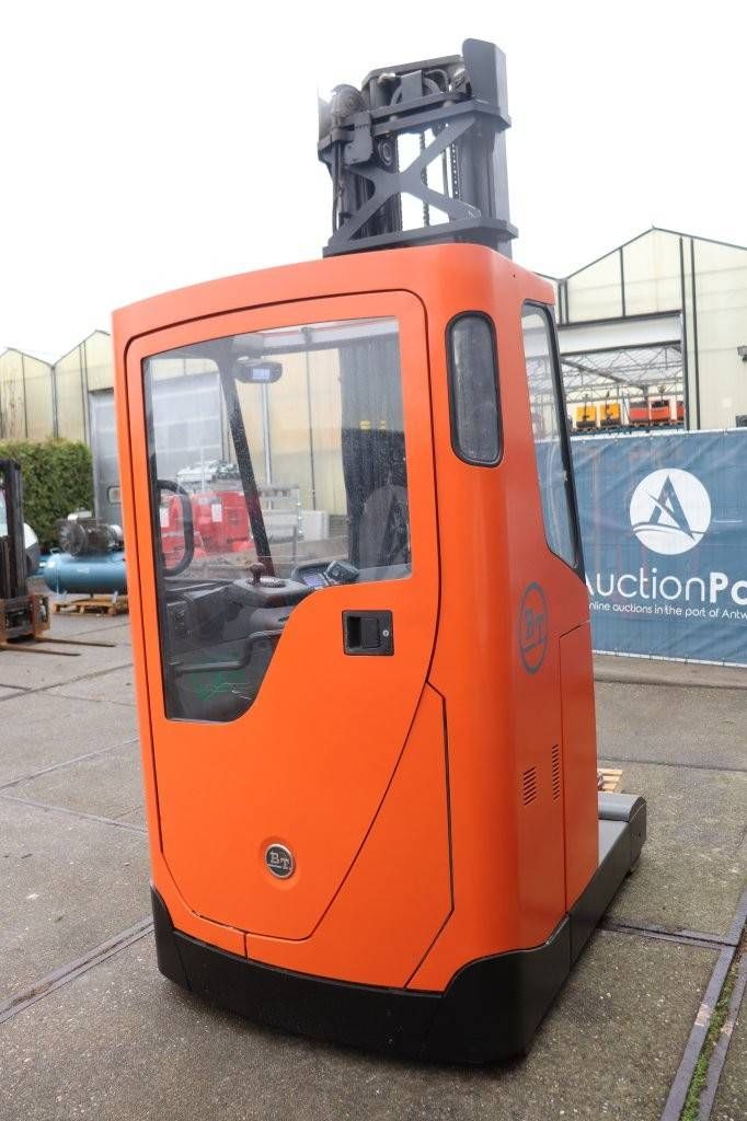 Reach truck BT RRE140CC Electric 1400kg 7.7m 2013