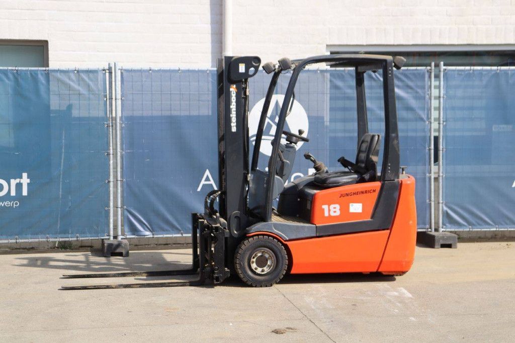 Gabelstapler Jungheinrich Modell 18 Elektro 1500kg 3,3m 2001