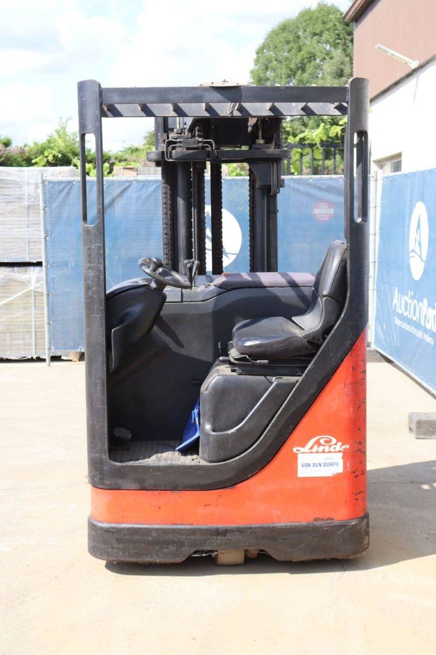 Reach truck Linde R16 Electric 1600kg 4.79m 1997