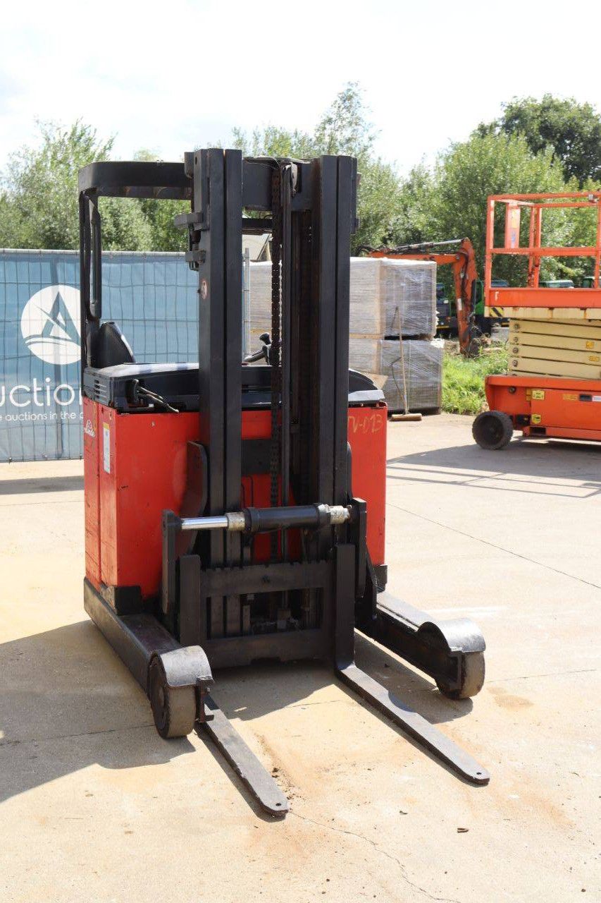 Reach truck Linde R16 Electric 1600kg 4.79m 1997