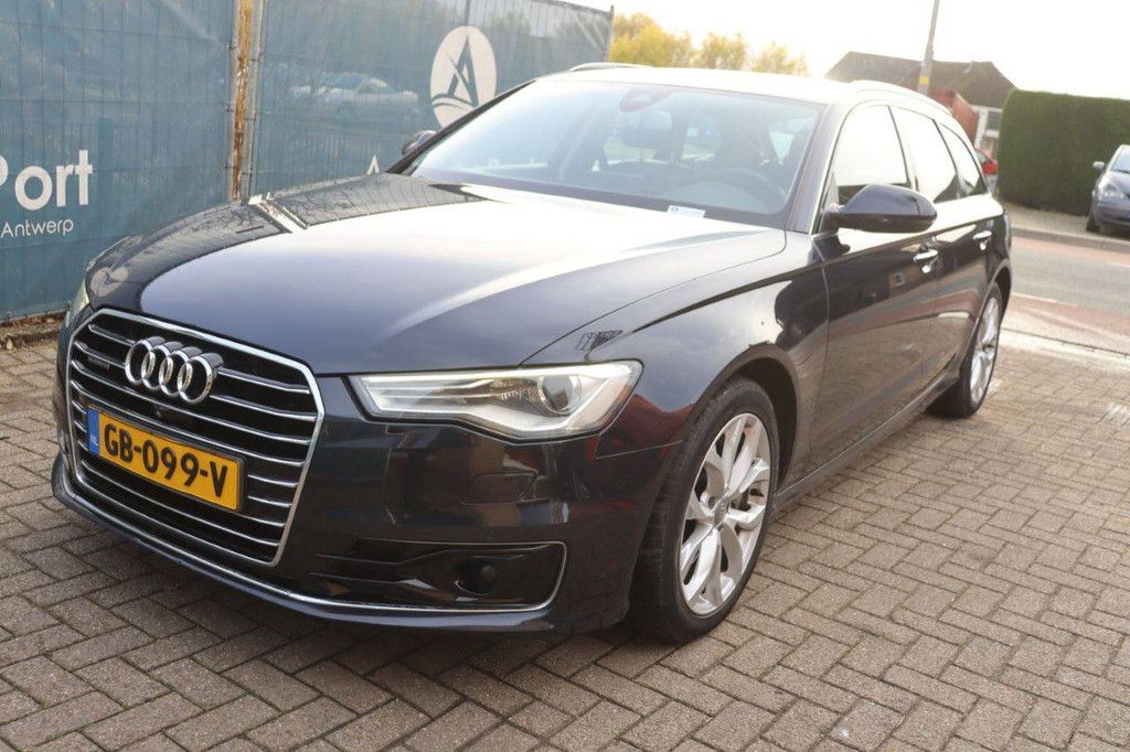 Audi A6 AVANT Diesel 218 PS 2015 (Marge)