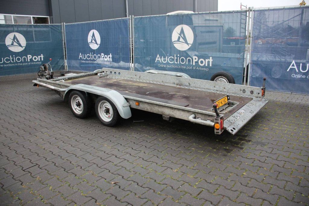 Machine transporter Brian James AJ96ATU 2600kg 2012