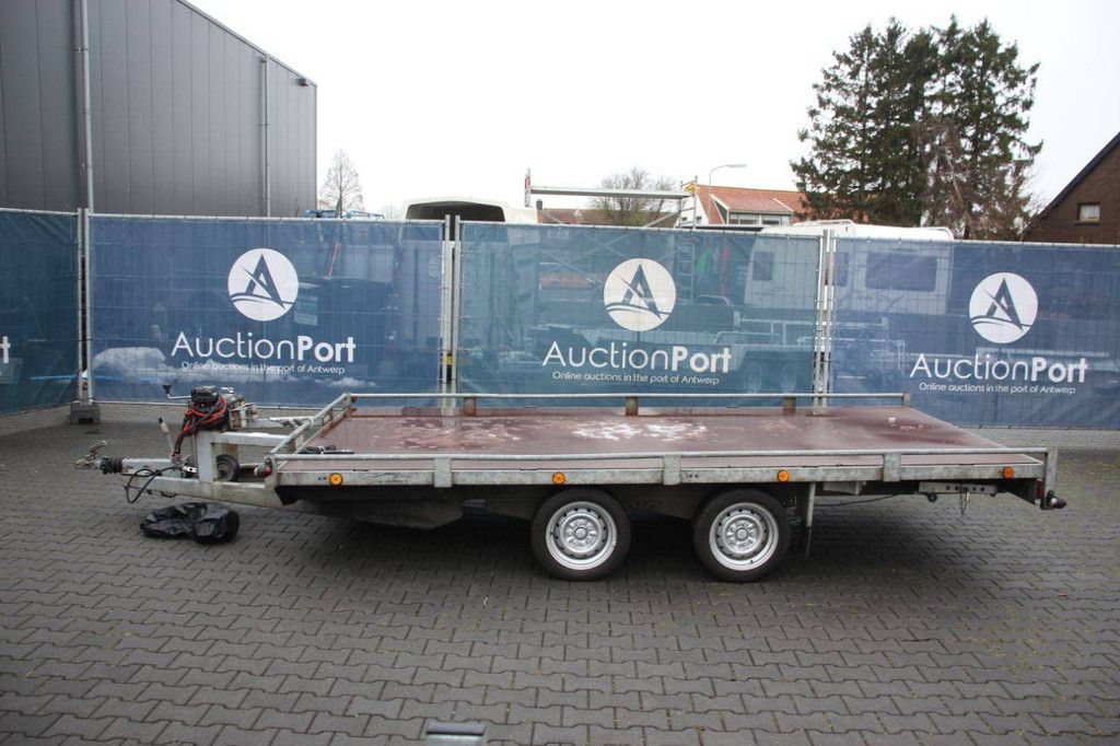 Saris F 3020 Pritschenanhänger, 1975 kg, Baujahr 1992