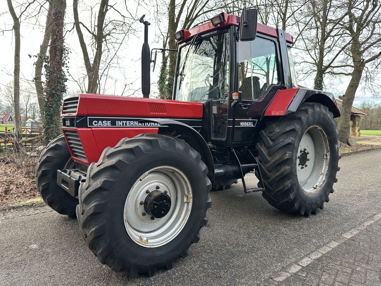 Case IH 1056 XL 40 KMH LUCHT