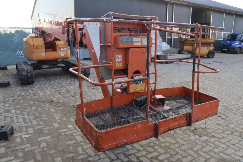 Telescoophoogwerker Hitachi HX140B Diesel 15.8m 2004