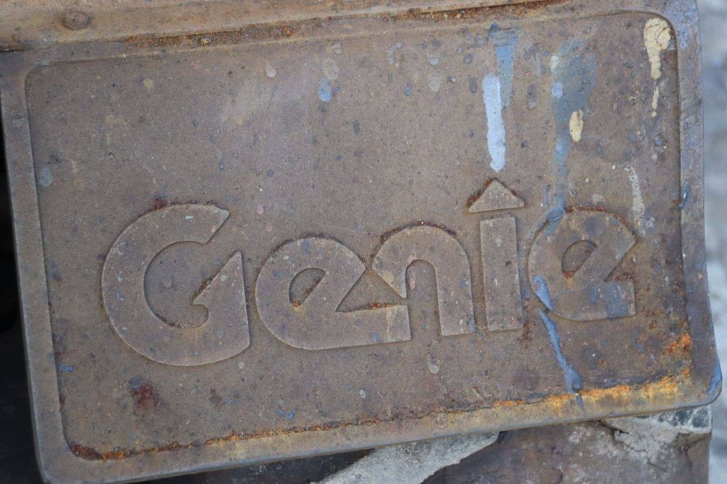 Scissor lift Genie GS-3268 RT Diesel 9.75m 2000