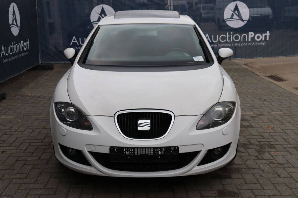 Pkw SEAT Leon Benzin 2009 (Marge)